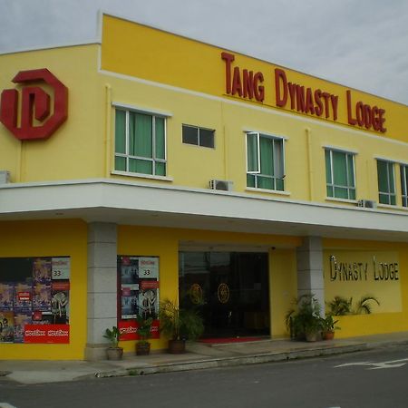 Tang Dynasty Lodge Tuaran エクステリア 写真